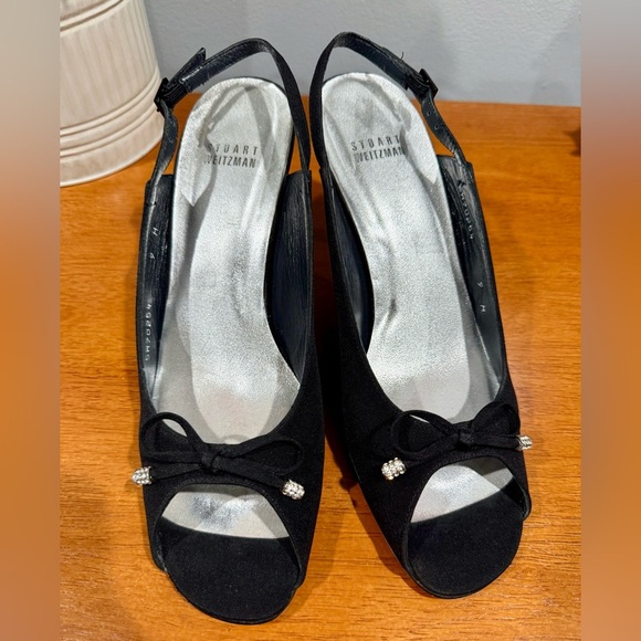 Stuart Weitzman Black Peep Toe Slingback Heels Bow Rhinestone Detail Size 9M - Picture 1 of 13